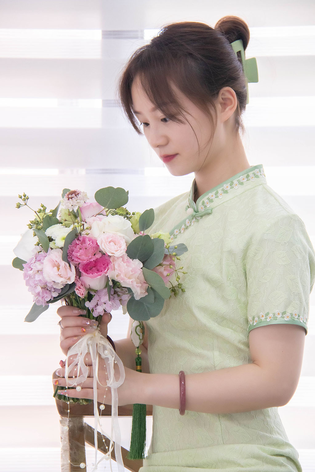 博思花藝婚慶教育，婚慶培訓(xùn)，花藝培訓(xùn)，插花培訓(xùn)，花藝師培訓(xùn)，主持人培訓(xùn)，商務(wù)主持人培訓(xùn)，花店運(yùn)營培訓(xùn)，花店全系統(tǒng)營銷，小白開花店，小白學(xué)主持，金璽棠婚慶酒店，金璽棠總部，鄭州金麻雀教育科技有限公司