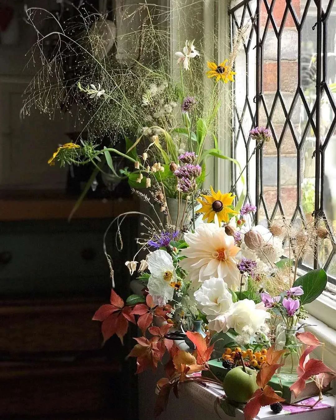 博思花藝婚慶教育，婚慶培訓(xùn)，花藝培訓(xùn)，插花培訓(xùn)，花藝師培訓(xùn)，主持人培訓(xùn)，商務(wù)主持人培訓(xùn)，花店運(yùn)營培訓(xùn)，花店全系統(tǒng)營銷，小白開花店，小白學(xué)主持，金璽棠婚慶酒店，金璽棠總部，鄭州金麻雀教育科技有限公司