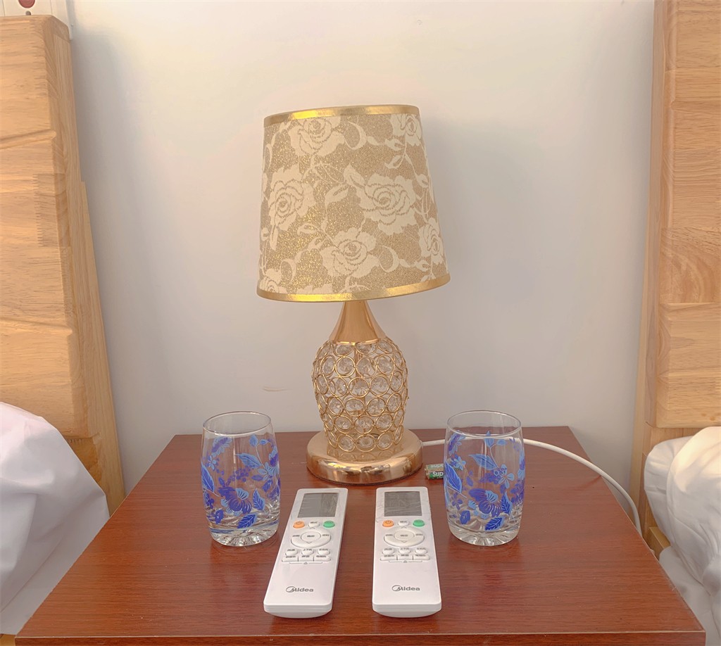 博思花藝婚慶教育，婚慶培訓(xùn)，花藝培訓(xùn)，插花培訓(xùn)，花藝師培訓(xùn)，主持人培訓(xùn)，商務(wù)主持人培訓(xùn)，花店運營培訓(xùn)，花店全系統(tǒng)營銷，小白開花店，小白學(xué)主持，金璽棠婚慶酒店，金璽棠總部，鄭州金麻雀教育科技有限公司