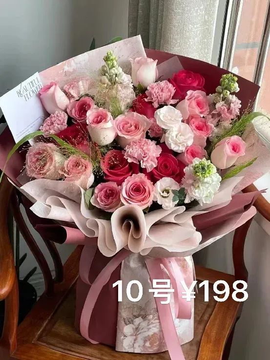 博思花藝婚慶教育，婚慶培訓，花藝培訓，插花培訓，花藝師培訓，主持人培訓，商務主持人培訓，花店運營培訓，花店全系統(tǒng)營銷，小白開花店，小白學主持，金璽棠婚慶酒店，金璽棠總部，鄭州金麻雀教育科技有限公司